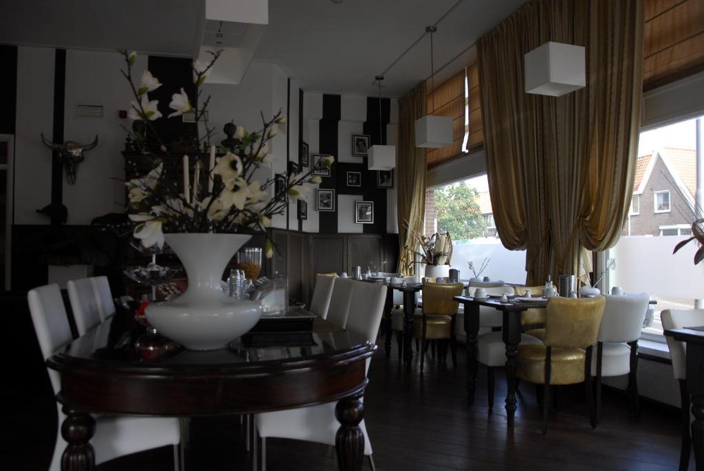 Prinsenhof Ijmuiden Hotel Bagian luar foto